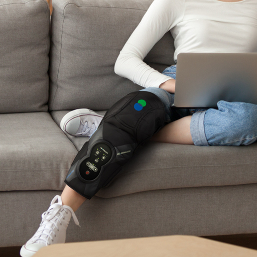 XPRESS Knee Compression and Heat by REATHLETE